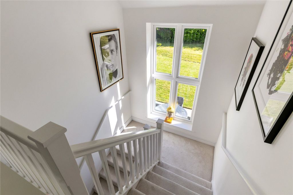 Additional image 10 of 4 bed detached house for saleOak Farm Close, Ascot, Berkshire SL5