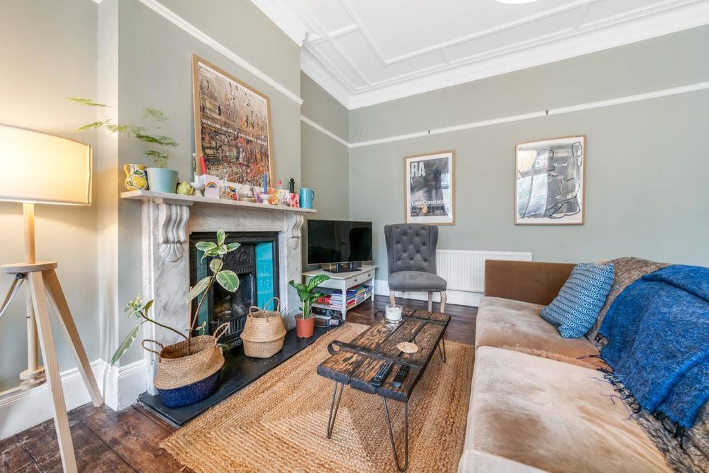 Property photo 2 of 16 Tom_8217.Jpg