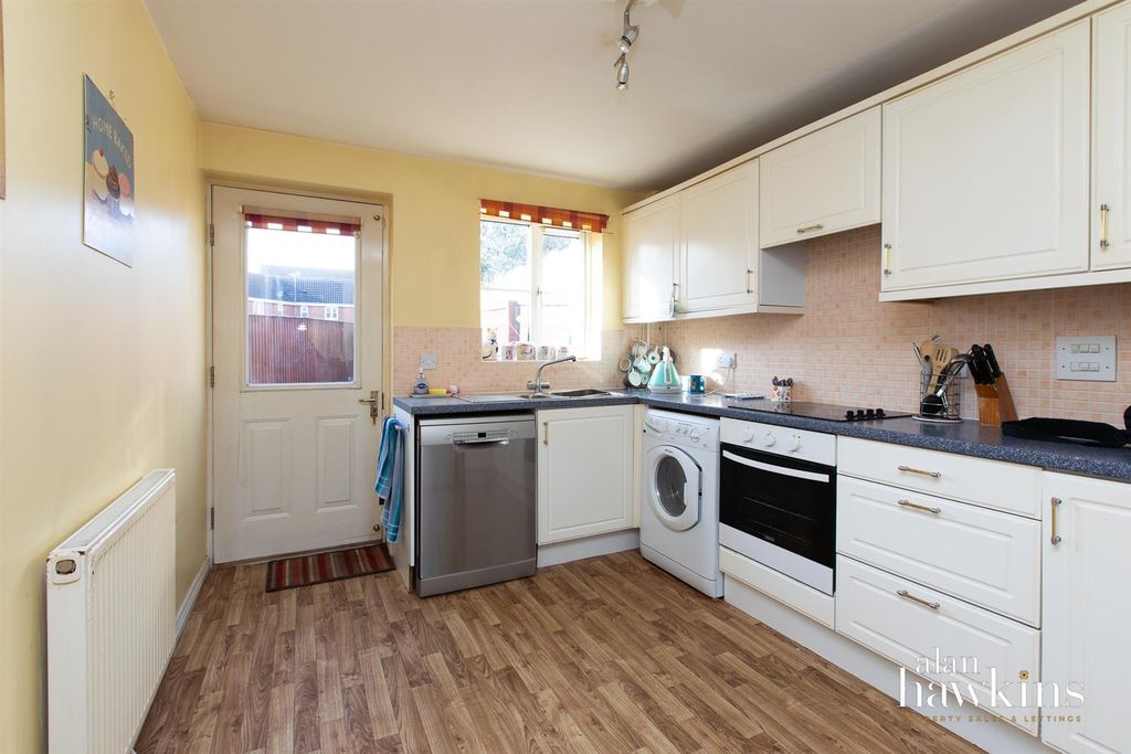 Property photo 2 of 10 3383New-3.Jpg