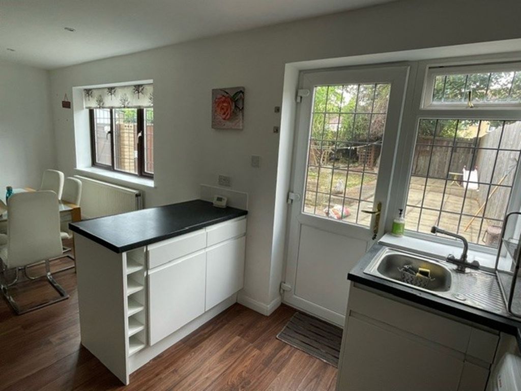 Property photo 3 of 23