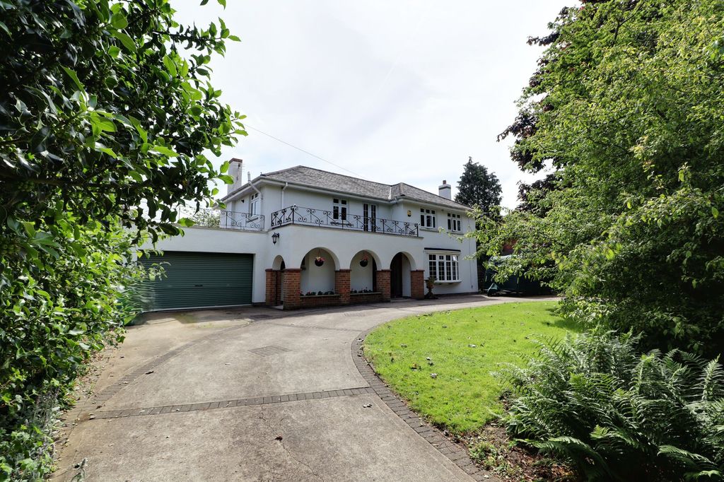 Property photo 1 of 43