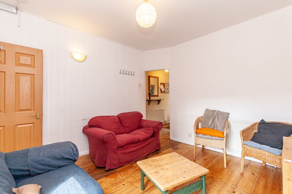 Property photo 3 of 13 166063