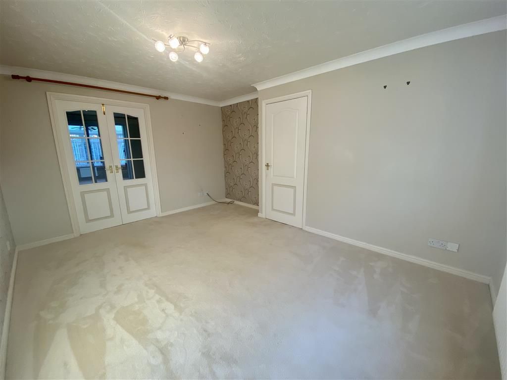 Property photo 2 of 21 Image