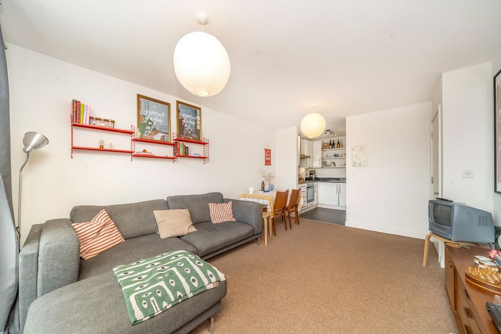 Property photo 3 of 7