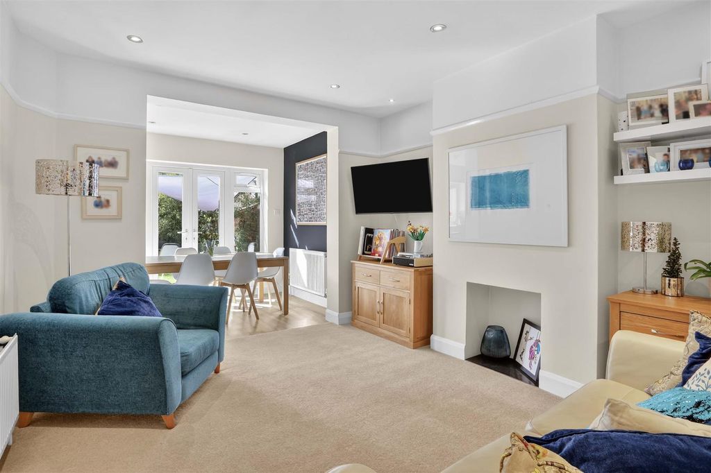 Property photo 3 of 32 1675836892 - 20.Jpg