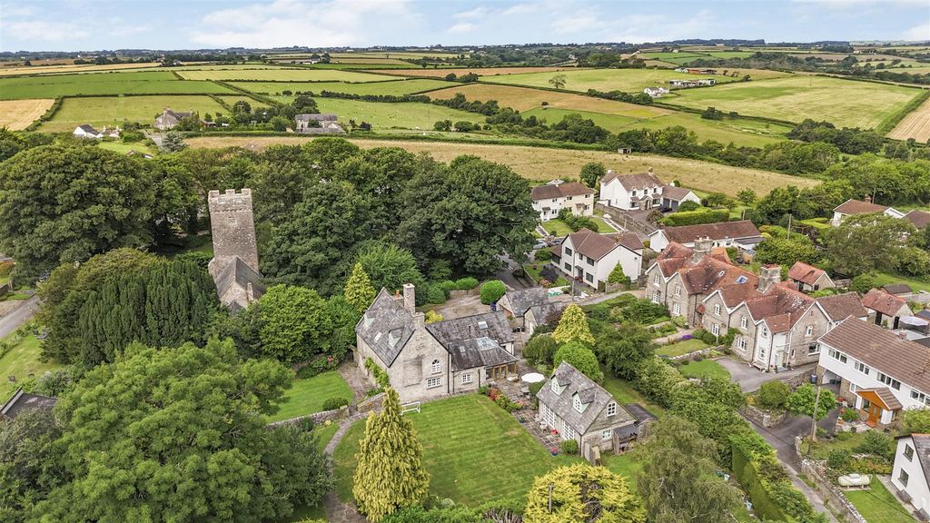 Property photo 1 of 39 34-Dji_20250701094320_0006_D.Jpg