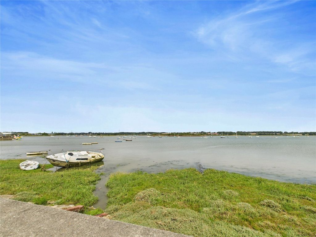 Property photo 3 of 31 Picture 3