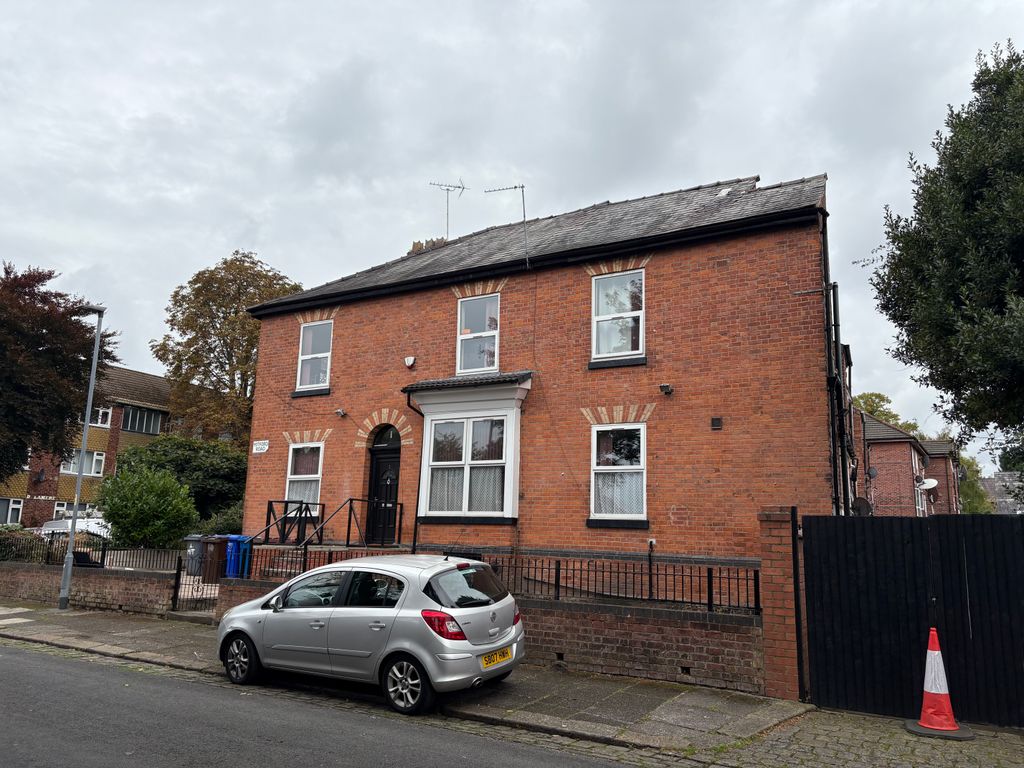 Property photo 1 of 14 Img_4331