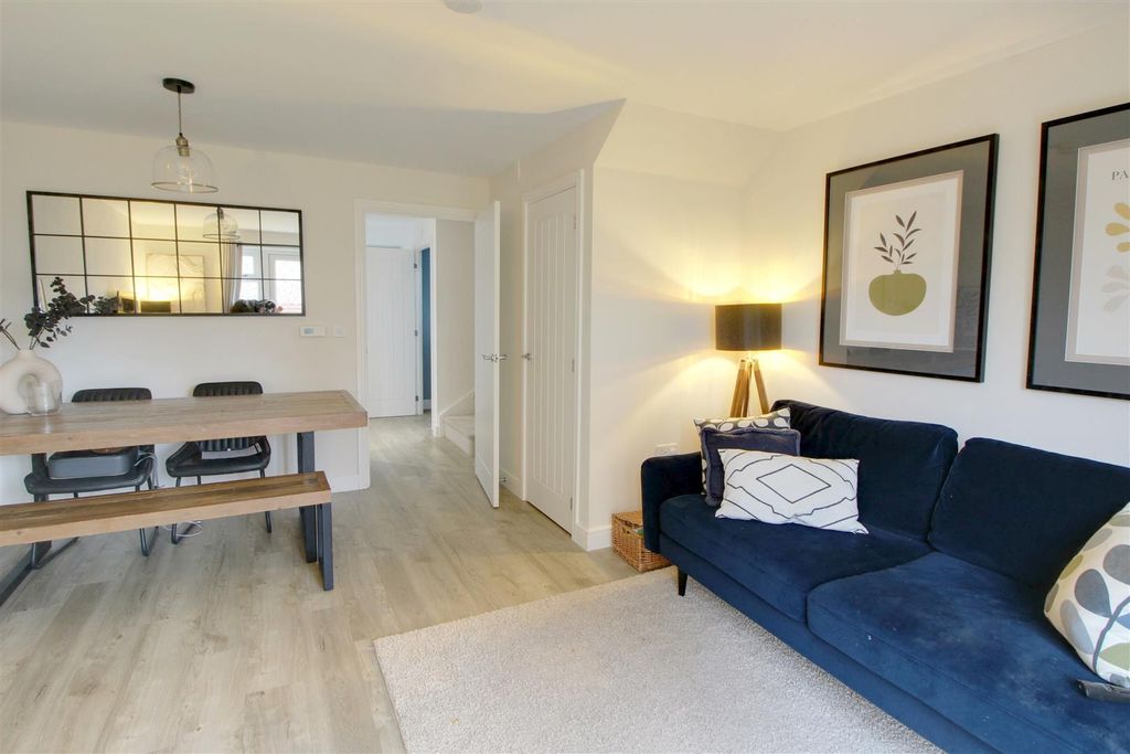 Property photo 2 of 14 Img_2753-Img_2755.Jpg