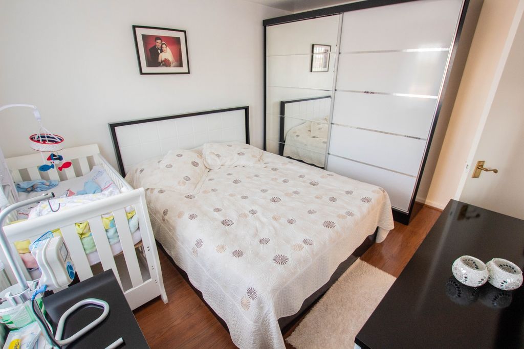 Property photo 2 of 8 Photo 3