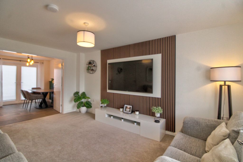 Property photo 2 of 25 2