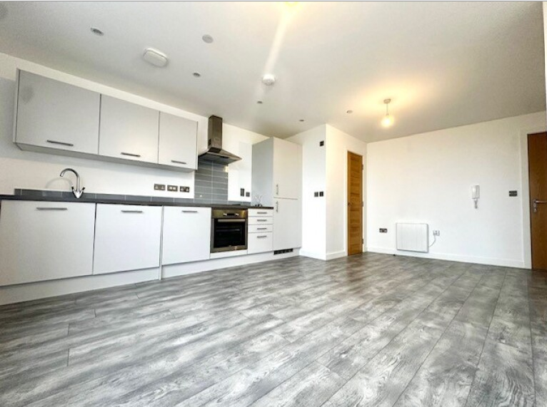 Property photo 1 of 5