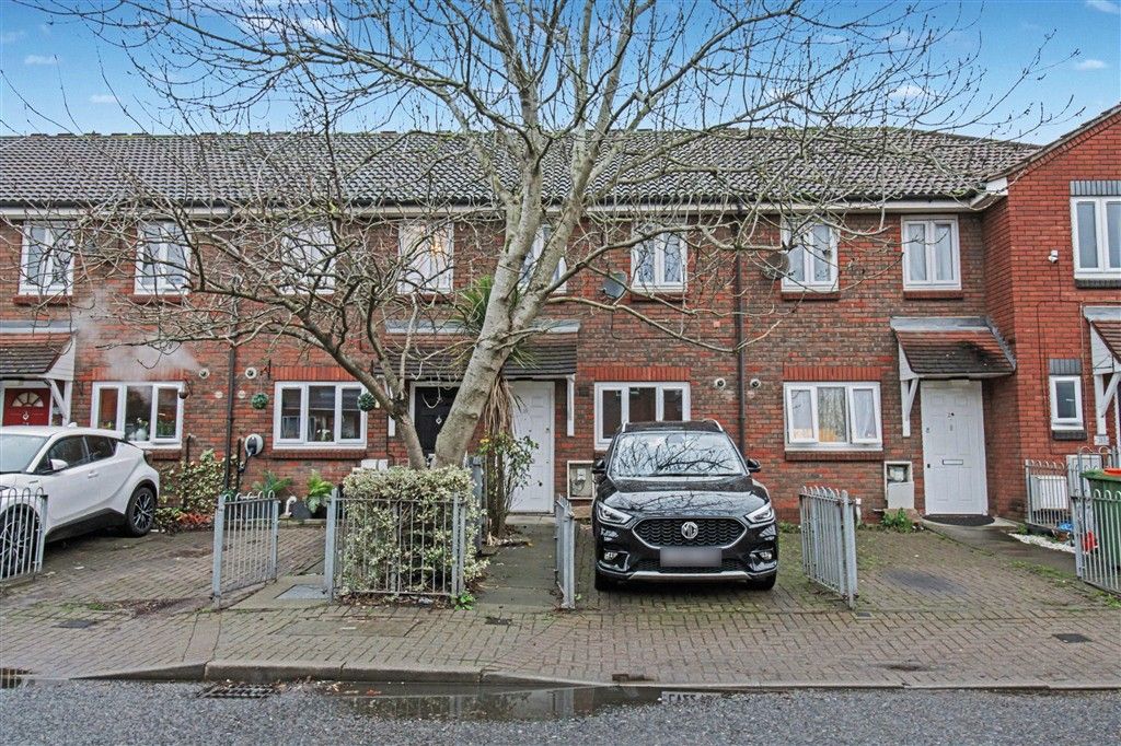 Property photo 1 of 5