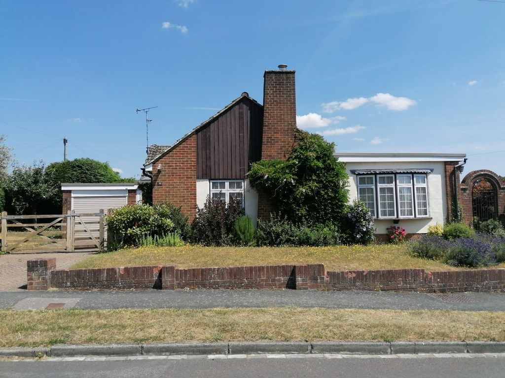 Property photo 1 of 11