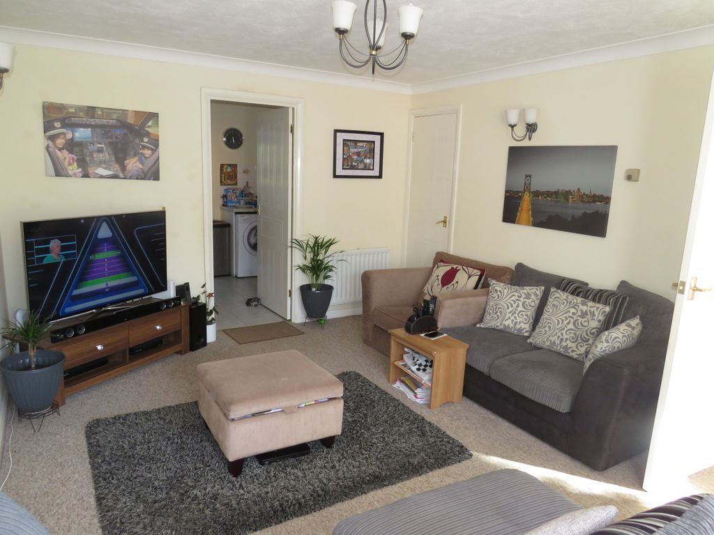 Property photo 2 of 8 Living Room