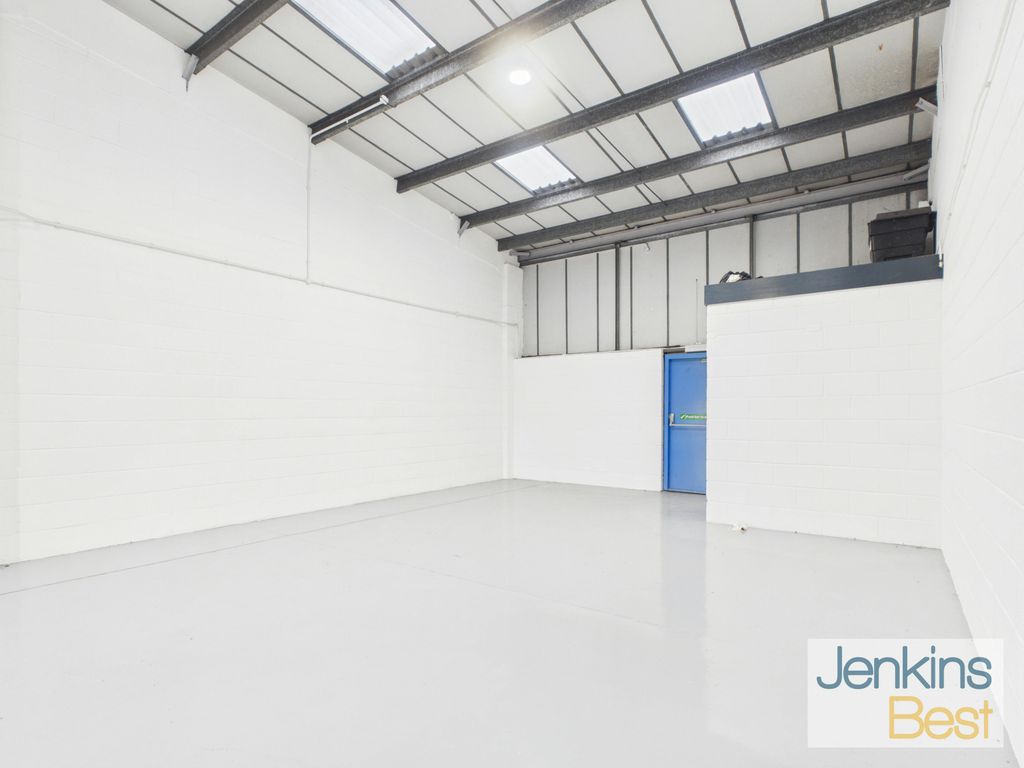 Property photo 3 of 17 Cam05096G0-Pr0027-Still005.Jpg