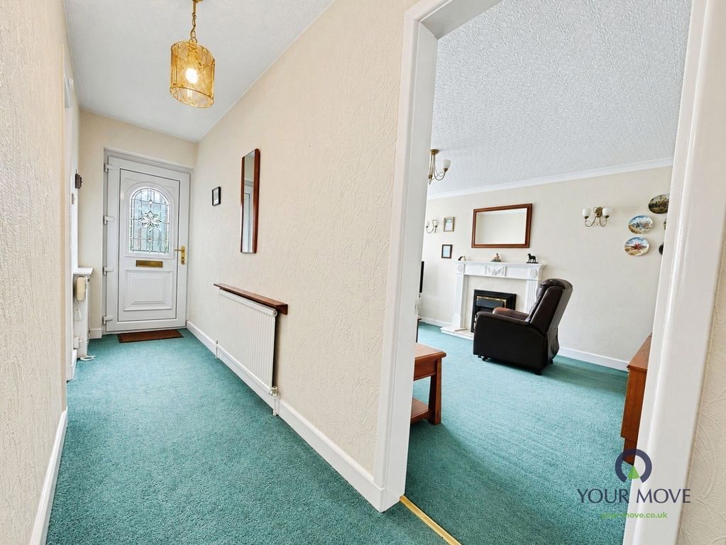 Property photo 3 of 18 Pbox-Img.Png
