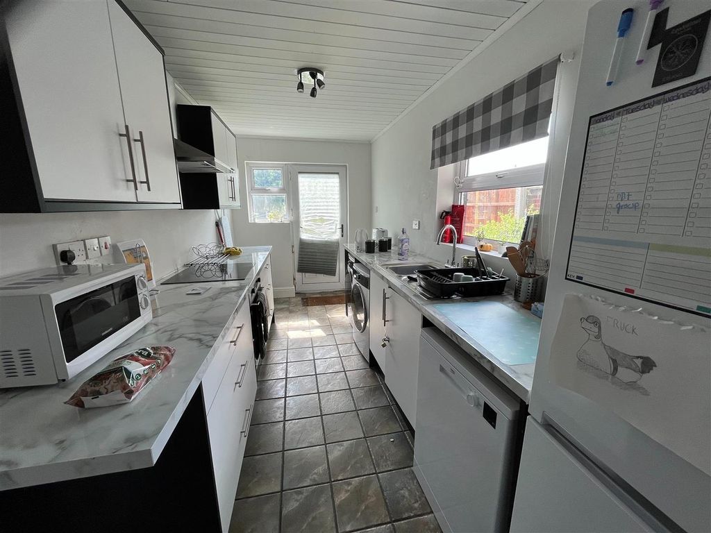 Property photo 3 of 10 Img39.Jpg