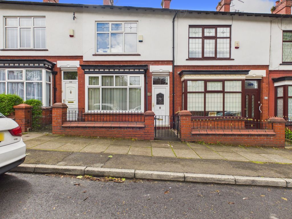 Property photo 1 of 17 Cam03729G0-Pr0312-Still023