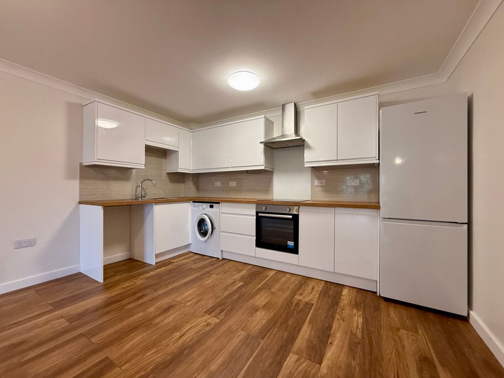 Property photo 3 of 10 Kitchen Area