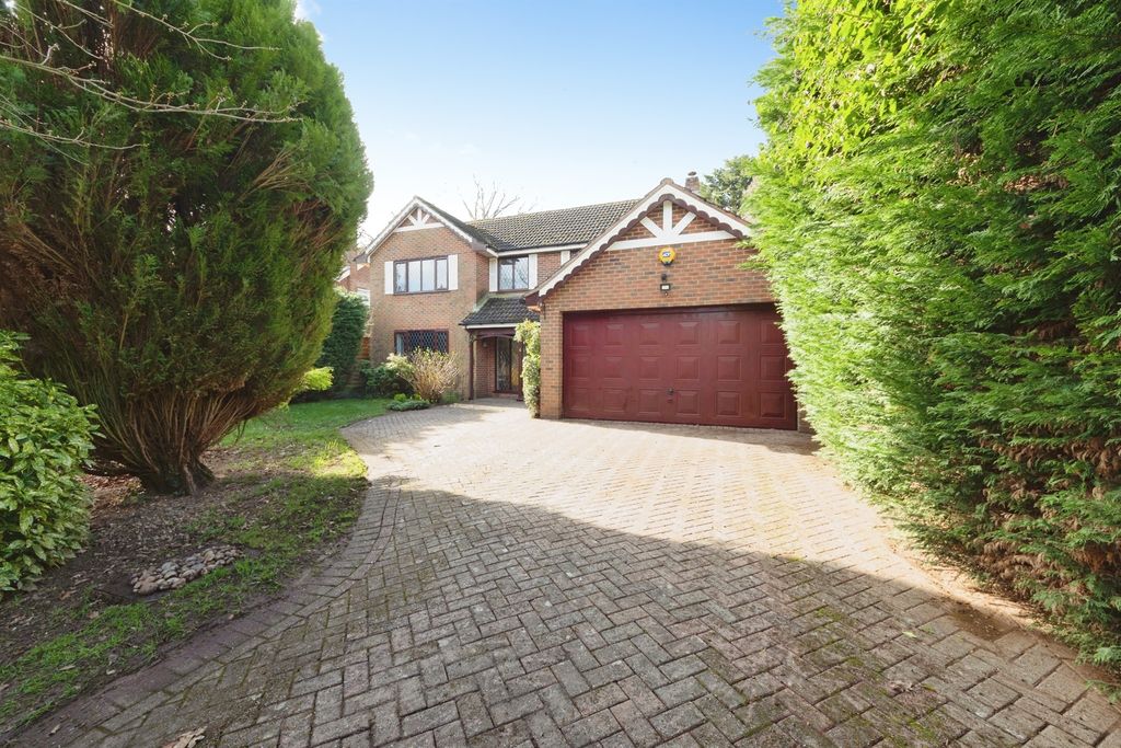 Property photo 1 of 24