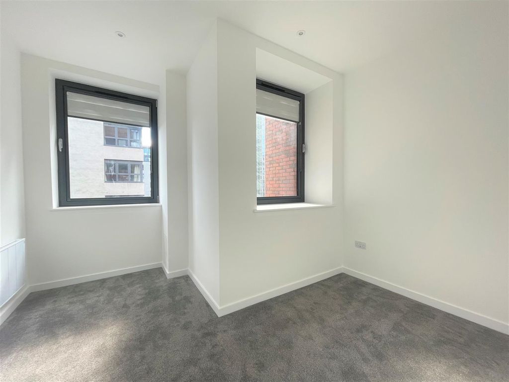 Property photo 2 of 4