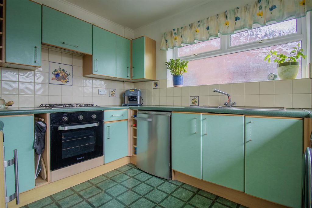 Additional image 4 of 3 bed semi-detached house for saleHolywell Road, Southam CV47