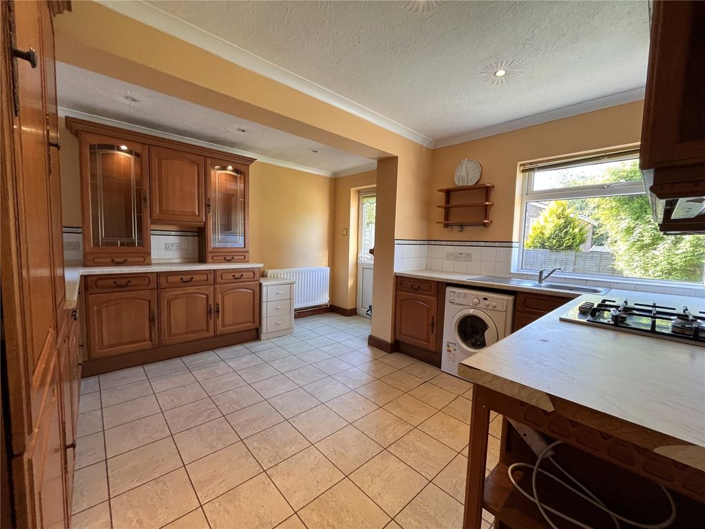 Property photo 3 of 21 Picture No. 25