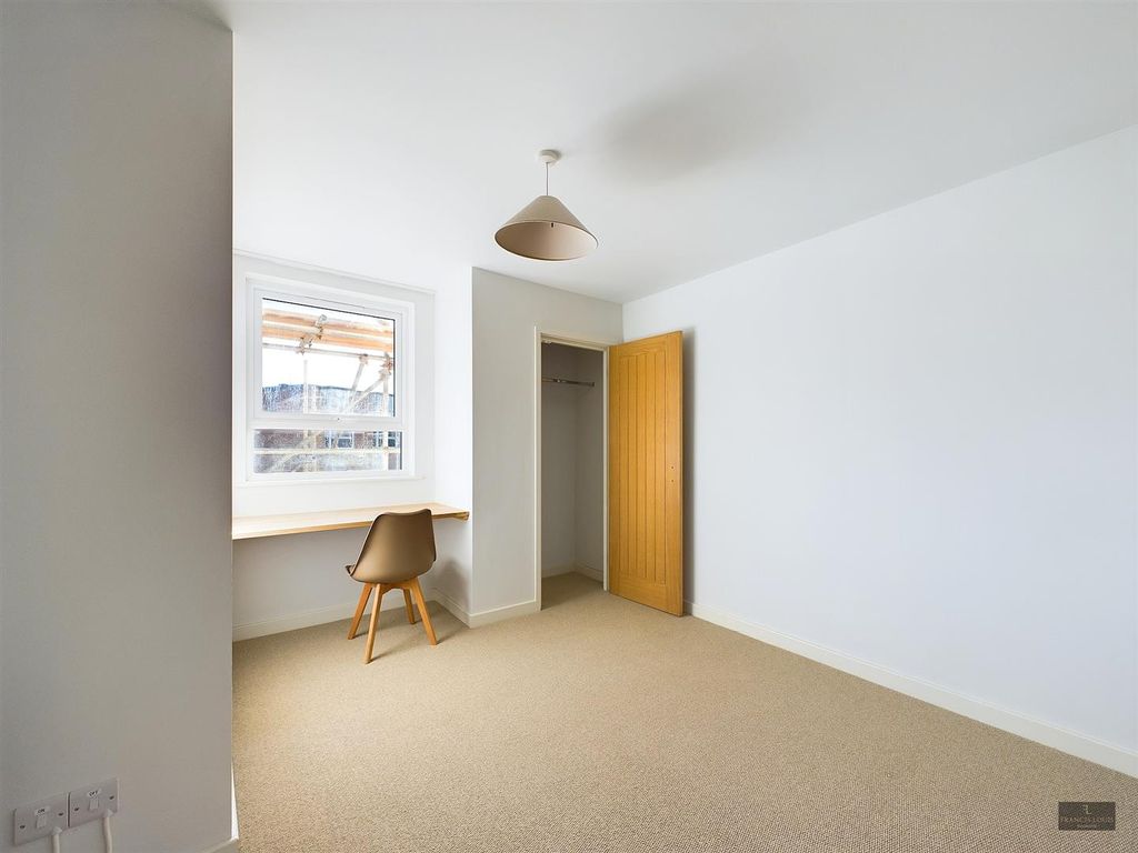 Property photo 2 of 7 Cam02887G0-Pr0342-Still006.Jpg