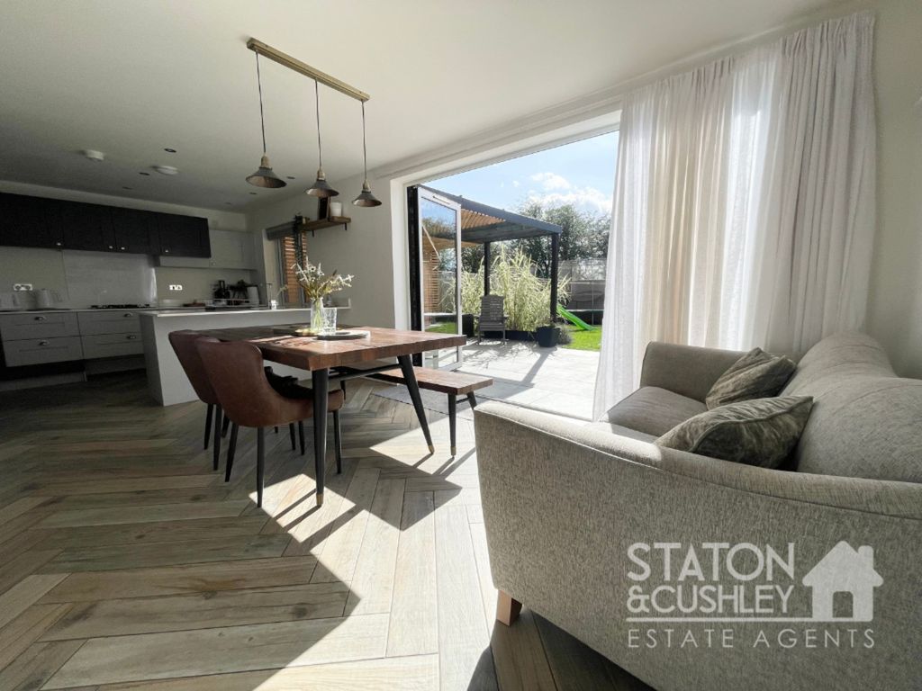 Property photo 3 of 28