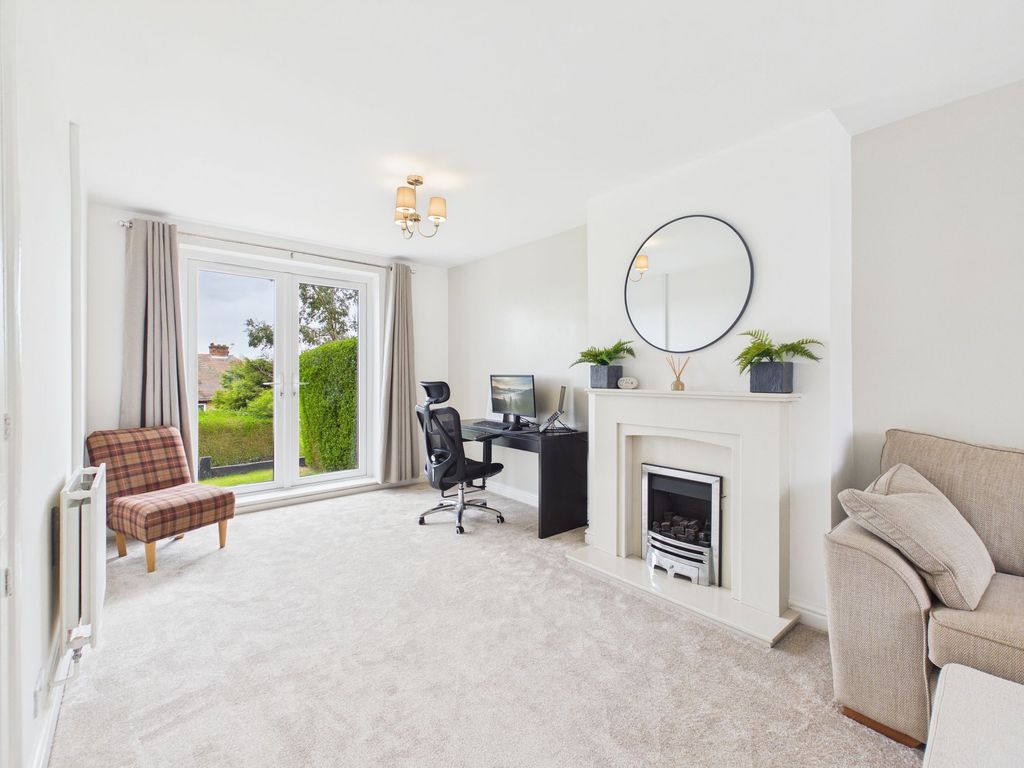 Property photo 2 of 19 Lounge/Dining Room