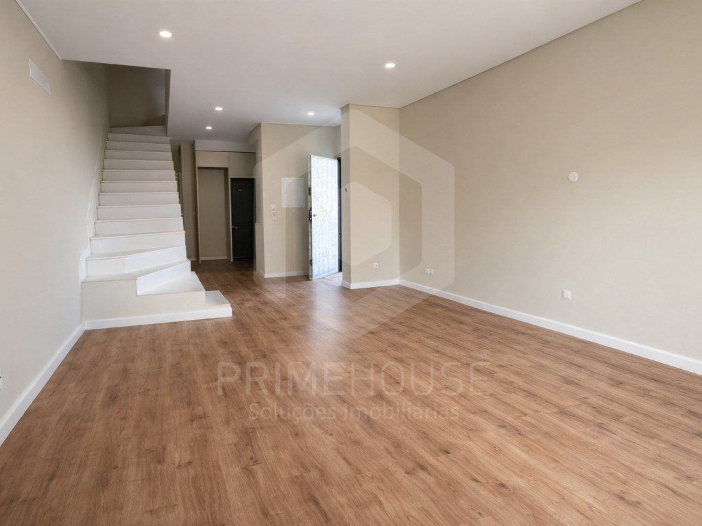 Property photo 3 of 3