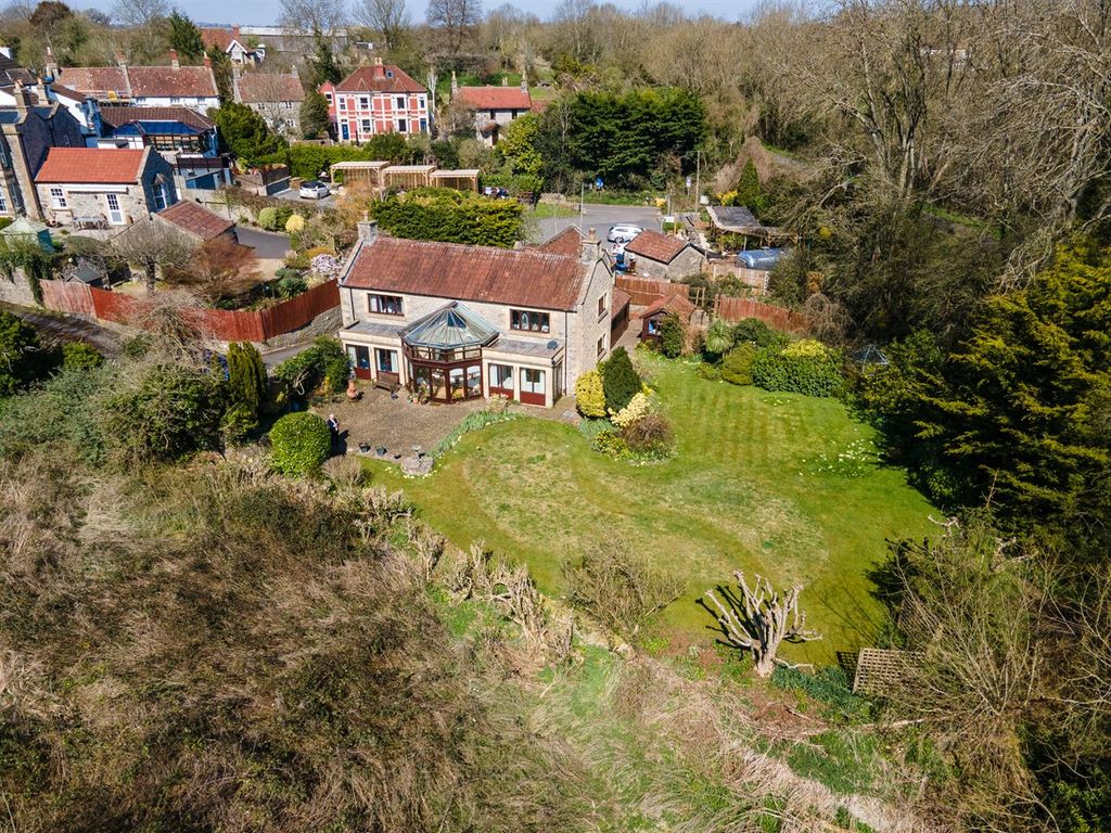 Property photo 2 of 36
