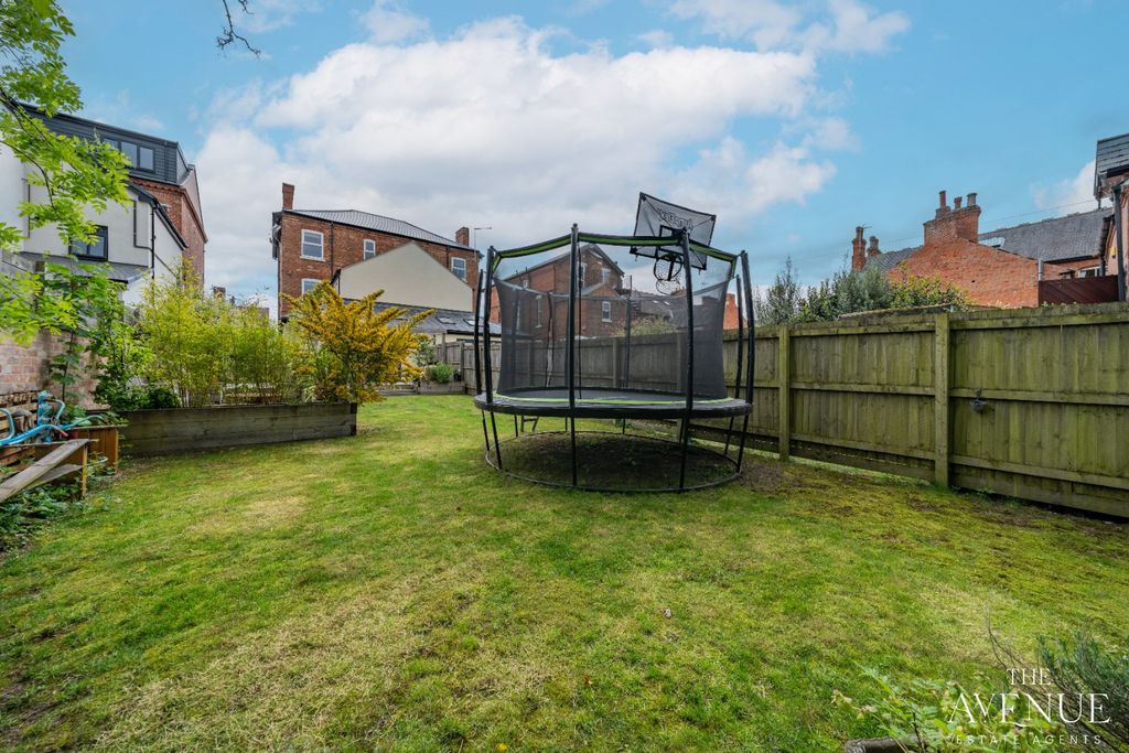 Property photo 2 of 55 5144952