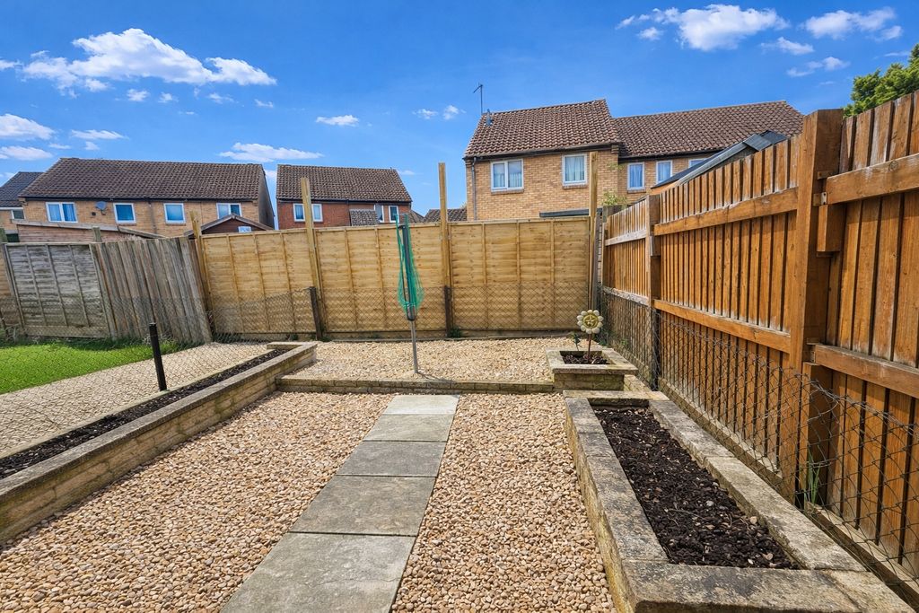 Property photo 2 of 6 Garden