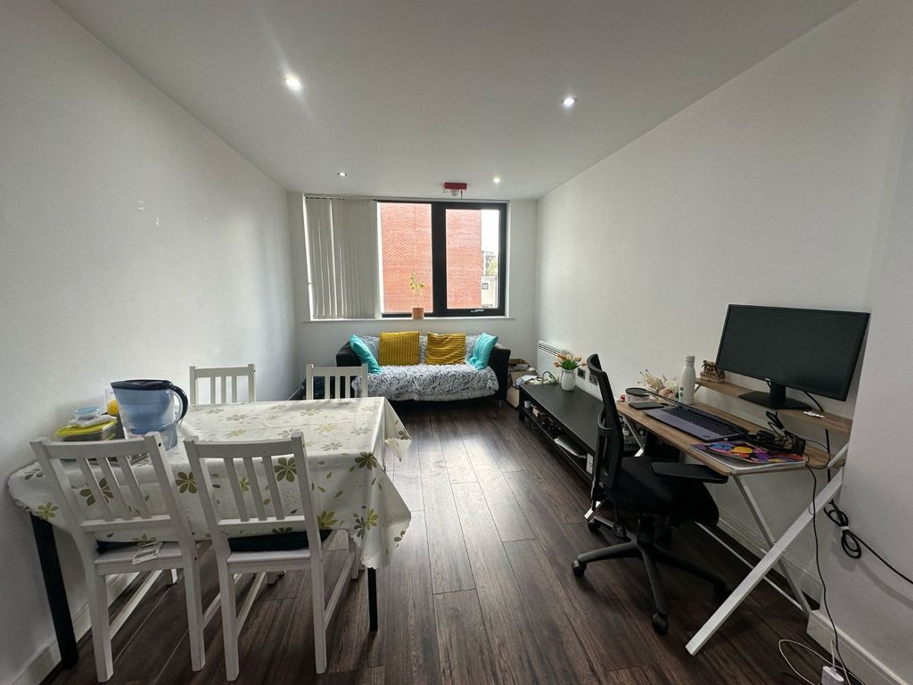 Property photo 2 of 8 Picture No. 02