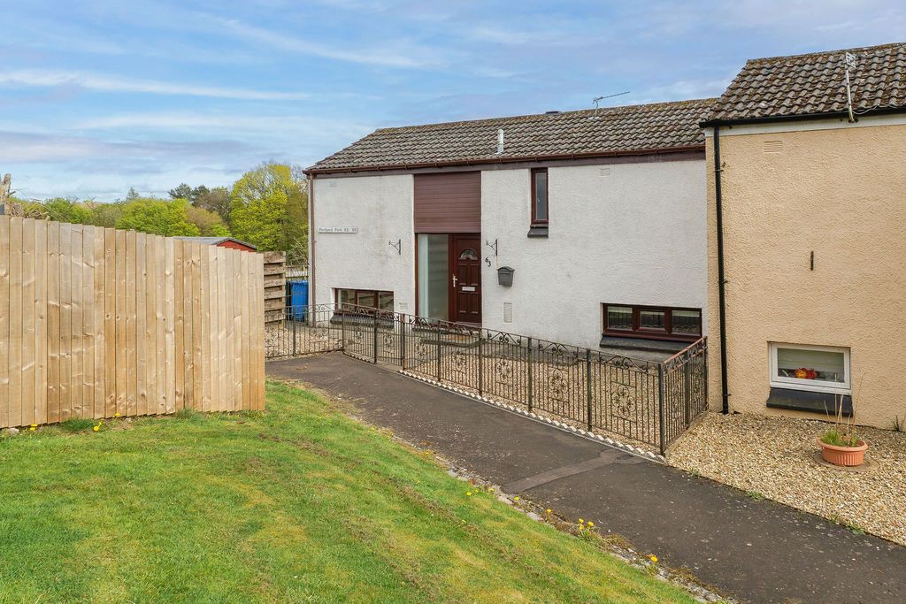 Property photo 1 of 23