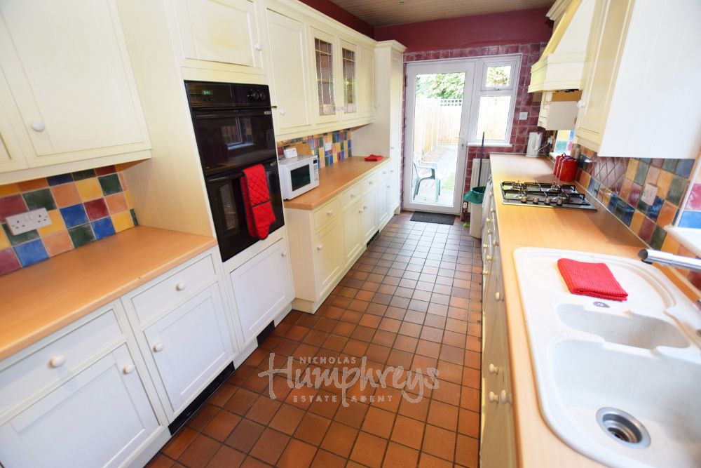 Property photo 2 of 10