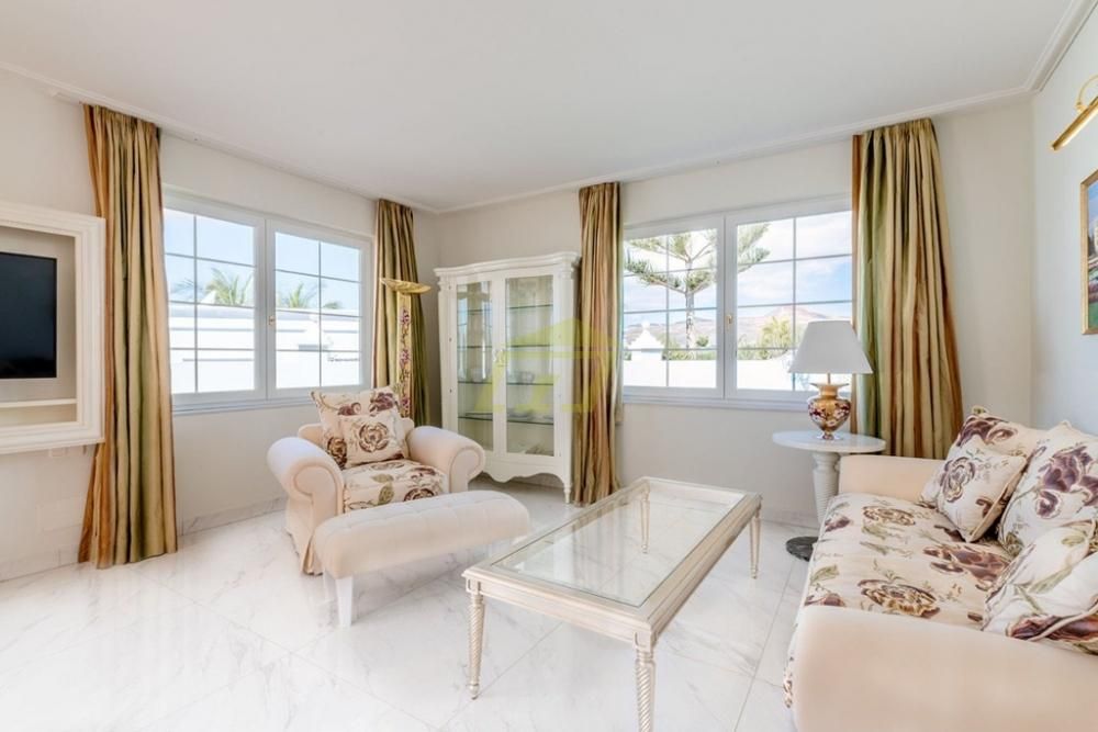 Property photo 3 of 30