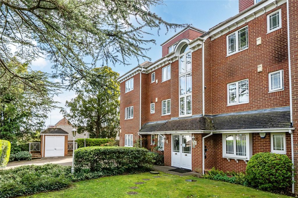 Additional image 29 of 3 bed flat for saleCulloden Road, Enfield EN2