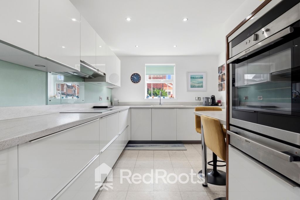 Property photo 3 of 30 5415472