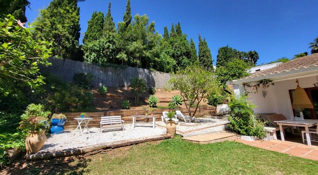 Property photo 2 of 19 Right Casa Bungalow (4)