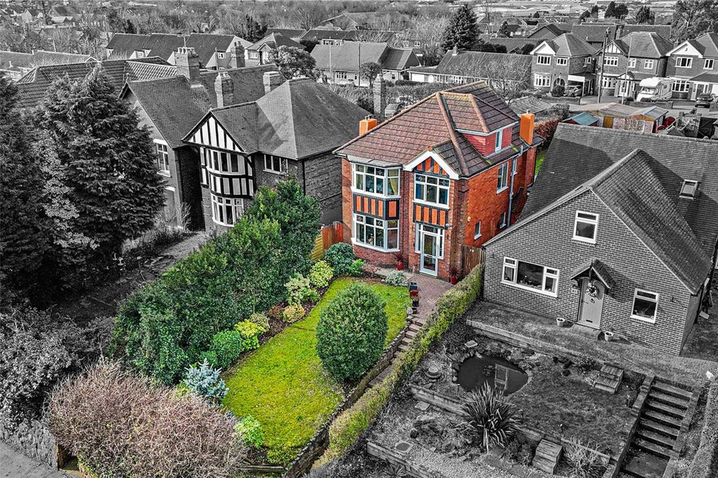 Property photo 2 of 39 Picture No. 49