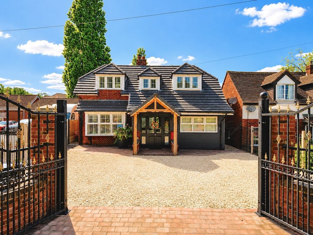 Property photo 1 of 40