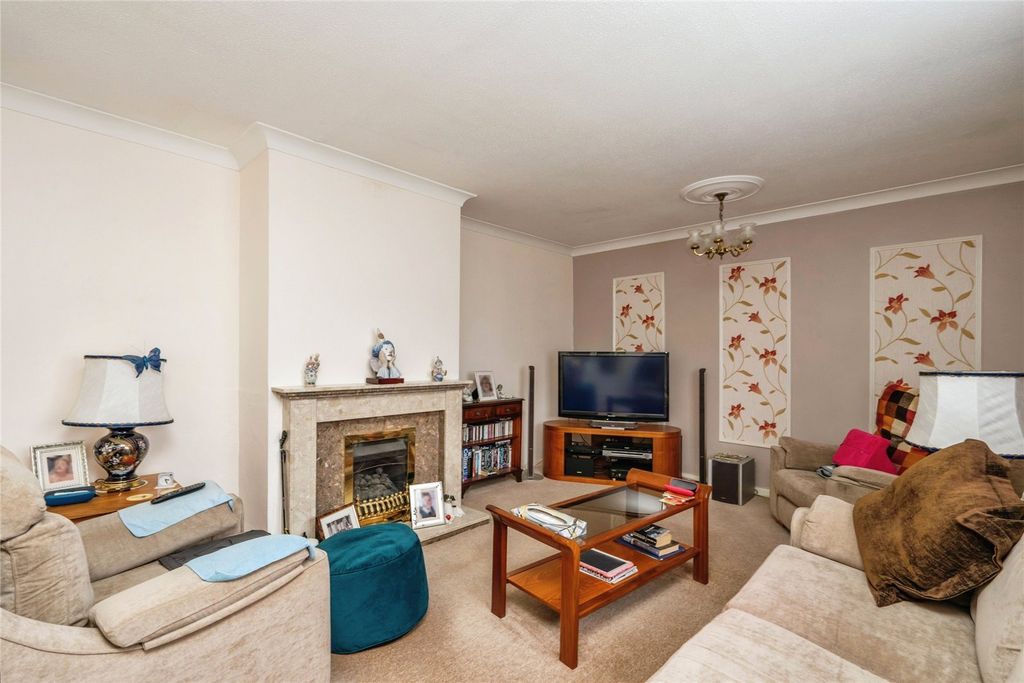 Property photo 3 of 13 Picture No. 34