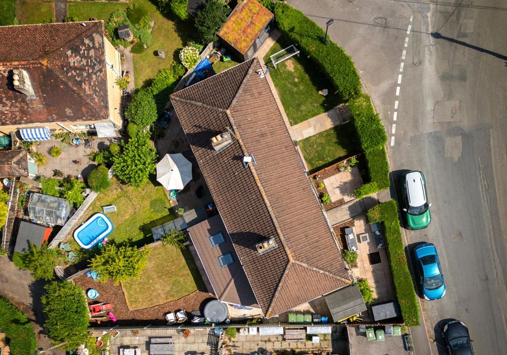 Property photo 1 of 24