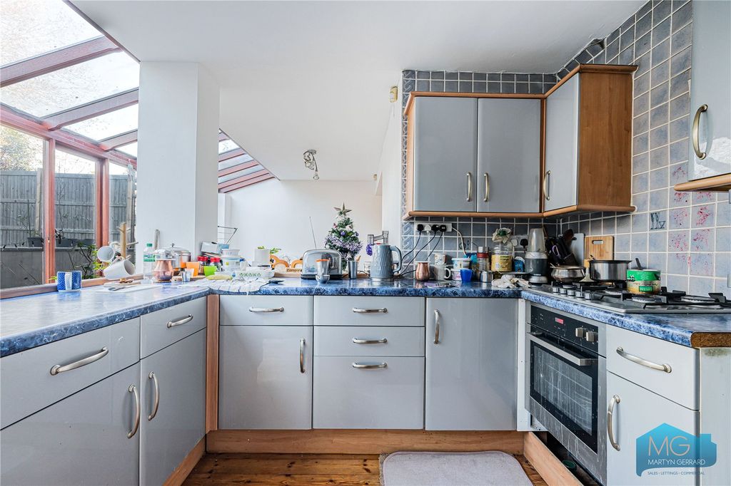 Property photo 2 of 22 Picture No. 05