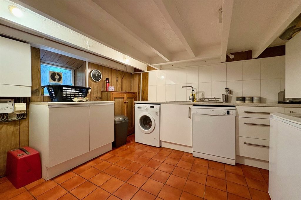 Property photo 2 of 15 Picture No. 09