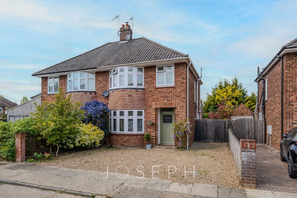 Property photo 1 of 30
