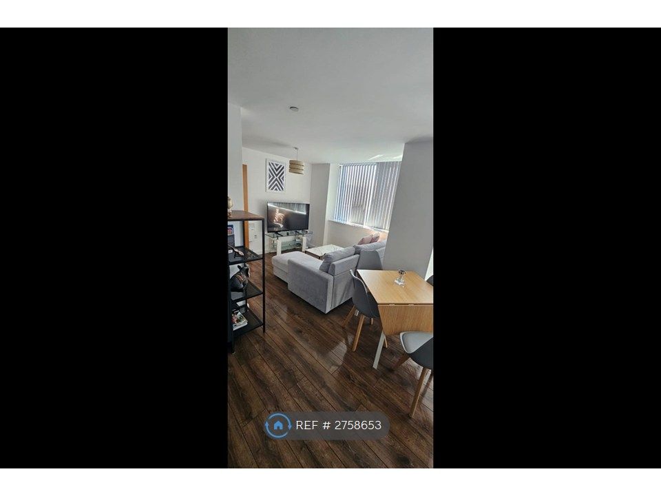 Property photo 2 of 9 Lounge